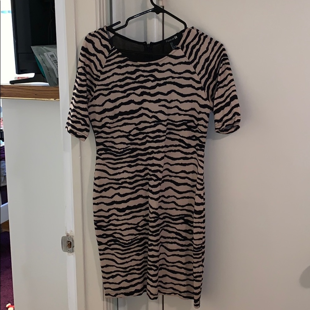 Printed dress